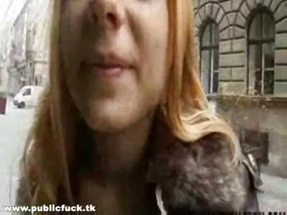 Sukaaɓe teen e anal e nder hd e nder jamaa.
